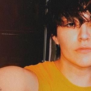 Meet your Posher, Kj